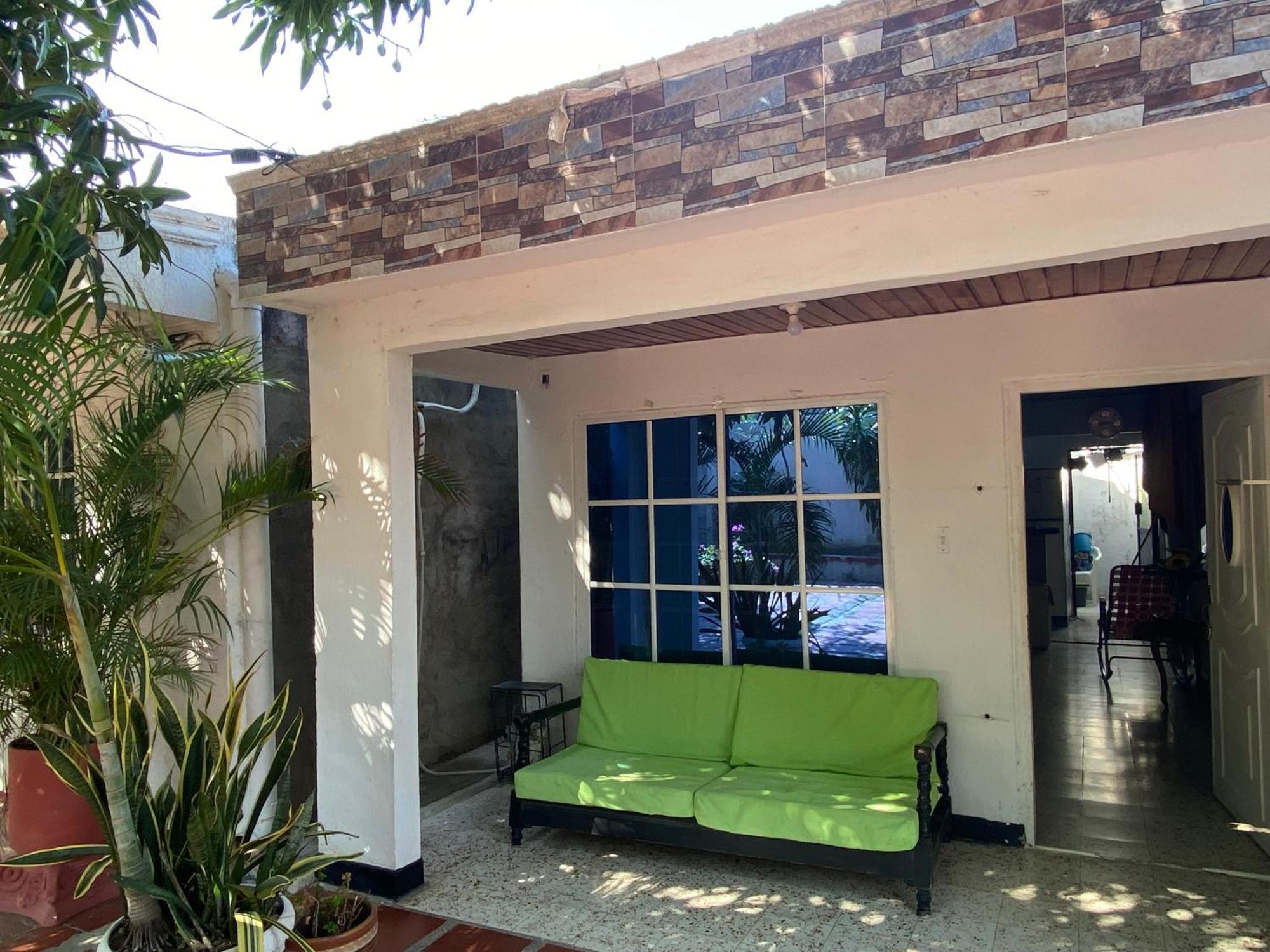 Casa Vecina Hostal 圣玛尔塔 外观 照片